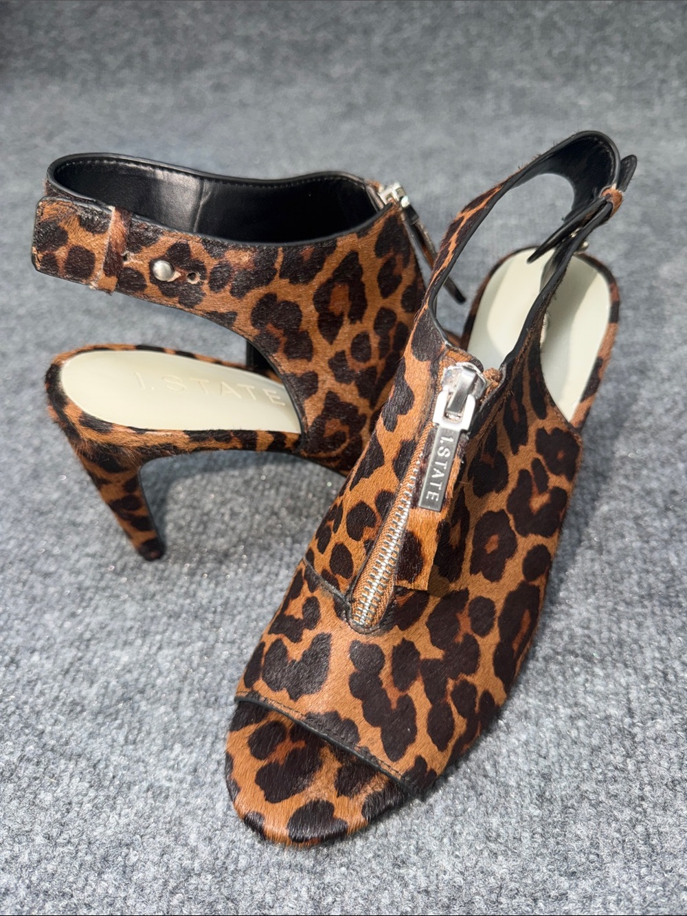 Leopard Print Peep-Toe Slingback Heels with Front Zip